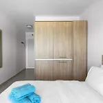 Appartement Blue Flag Beachfront Studios, Nilie Hospitality Mgmt *